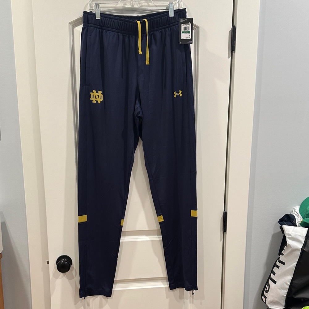 UA - men’s large tall Navy and Gold Notre Dame Joggers